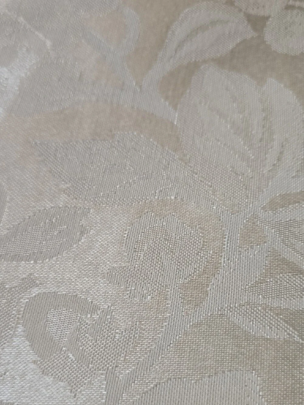 Elegant Cream Floral Jacquard Placemats - Set of 8